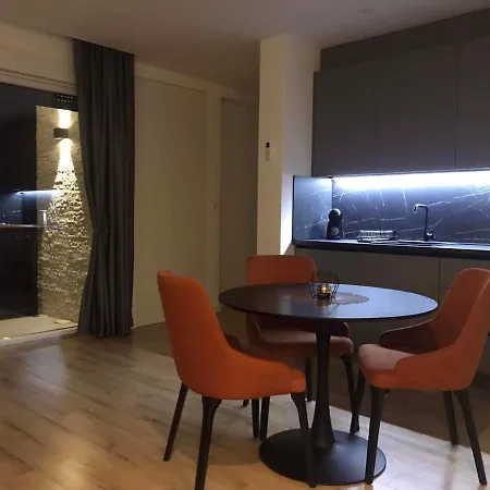 Apartment Romansa