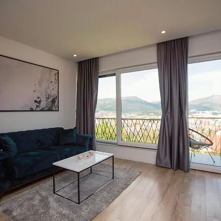 Romansa Mostar